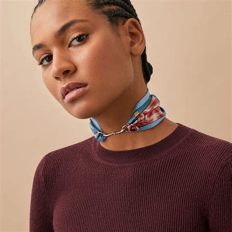 Épinglé par Rosie Cook sur Scarves | Twilly, Mode, Femme