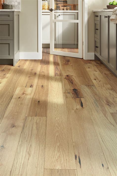 Exquisite - in color Natural Hickory | Shaw Floors | Light hardwood ...
