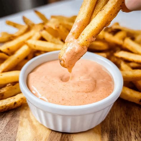 Easy Mississippi Comeback Sauce - The Ultimate Creamy Dip