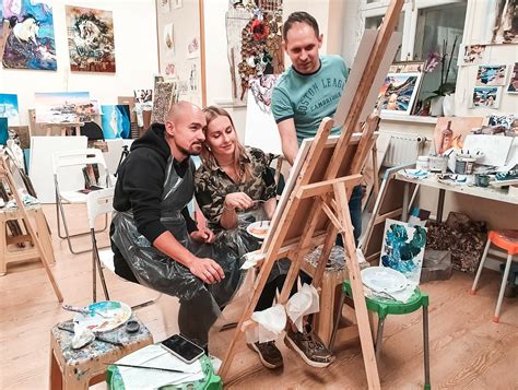 Свидание в студии рисования в Москве | CANVAS