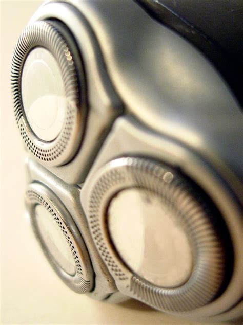 Homemade Norelco Razor Cleaning Solution? | ThriftyFun