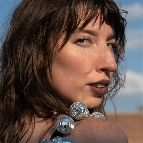 Deanna Dixon (@deannadixonmusic) • Threads, Say more