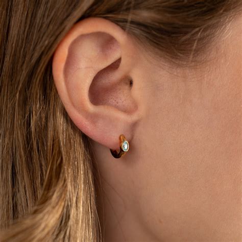 REBEKKA BLUE GOLDEN CREOL EARRING – Sisi Copenhagen