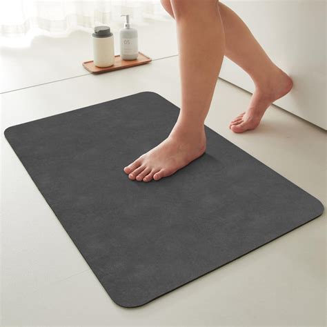 BULULOM Dark Gray Bath Mat for Small Spaces, Extra Absorbent Non-Slip ...