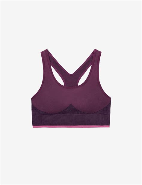 Best Bras for East West Breasts - Best Fitting & Most Comfortable Bras ...