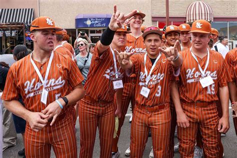 Photos: 12 teams march during Connie Mack parade - The Tri-City Record