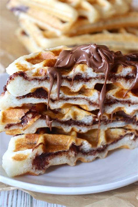 Waffles With Nutella