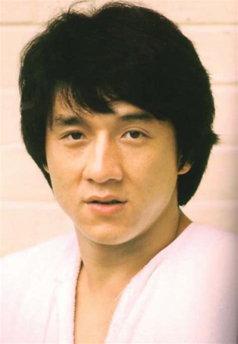 30 Photos of Jackie Chan When He Was Young