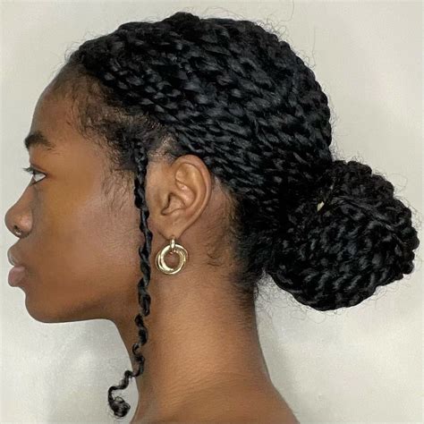 This Versatile Protective Style Is Taking TikTok By Storm | Mini twists ...