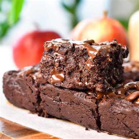 Applesauce Brownies (3 Ingredients, No Eggs, No Dairy) - The Conscious ...