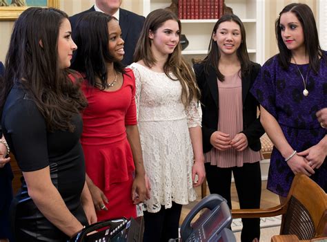 File:Oval Office - members of the 2012 U.S. Olympic gymnastics team.jpg ...