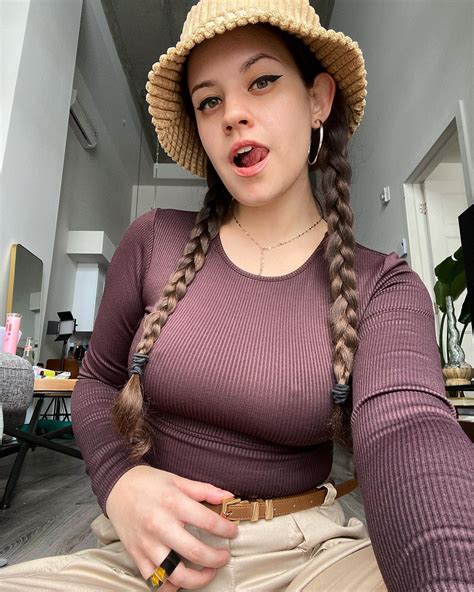 Zartprickelnd Nudes Leaked