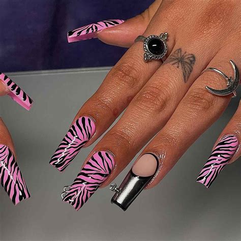 15 Zebra Nail Designs For Channeling Your Wild Side