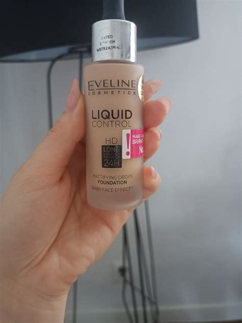 Eveline Cosmetics Liquid Control fond de teint liquide avec pipette ...