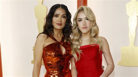 Mamas Fußstapfen? Salma Hayeks Tochter will ins Filmbusiness
