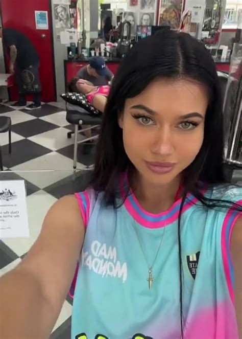 Aleksandra Summers Porn Videos