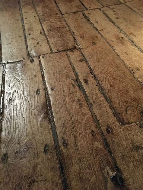 Old Wood Floor Design