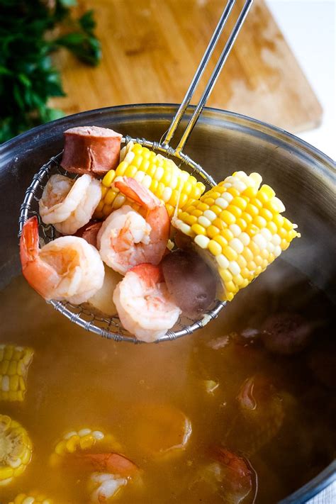 Old Bay Shrimp Boil Recipe (30 Minute Meal!) - Julie's Eats & Treats