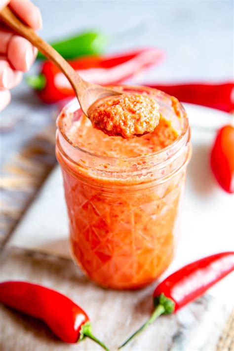 How to make simple red chili sauce - Helen's Fuss Free Flavours