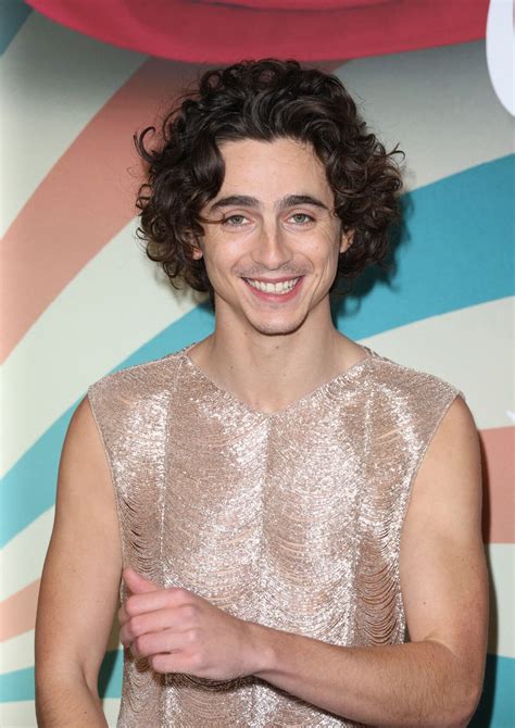 Vidéo : Timothée Chalamet : cette tenue nude très osée qu'il a arboré ...