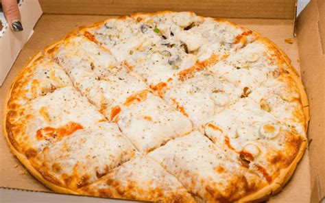 Best Pizza in Indianapolis, IN | Bob's Tu Your Door Pizza | Pizza near me