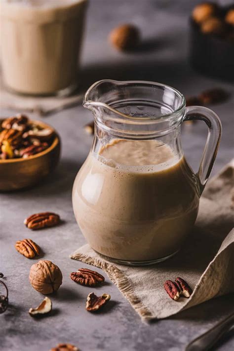 Rich and Nutty Homemade Butter Pecan Creamer Recipe - HowdyKitchen