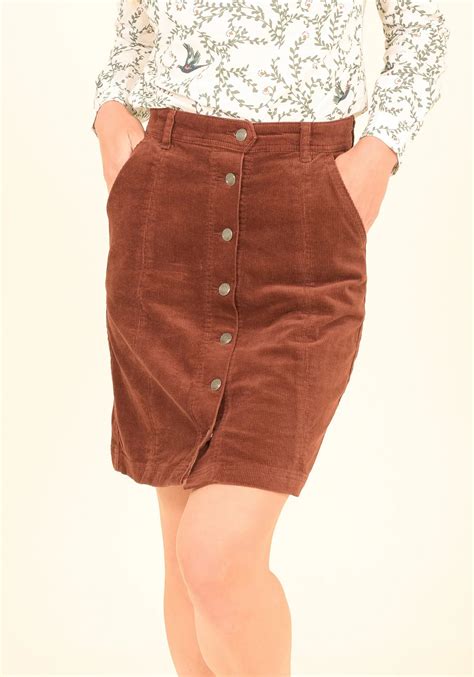 One Off Joblot of 16 Mixed Brakeburn Ladies Cord Skirts - Size 8 & 18