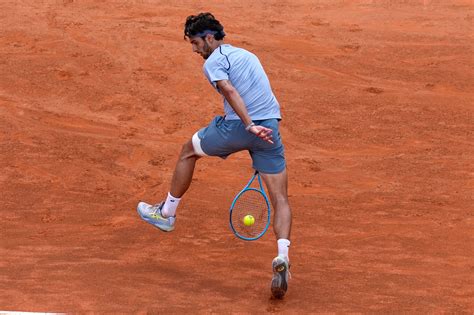 Lorenzo Musetti out of the French Open with a thigh injury