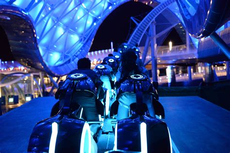 Tron Roller Coaster - Review of Shanghai Disneyland Ride