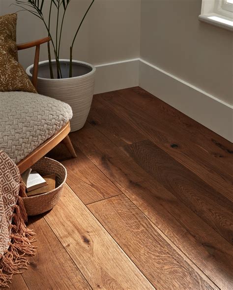 Farmhouse Golden Smoked Oak Brushed & Lacquered Engineered Wood ...