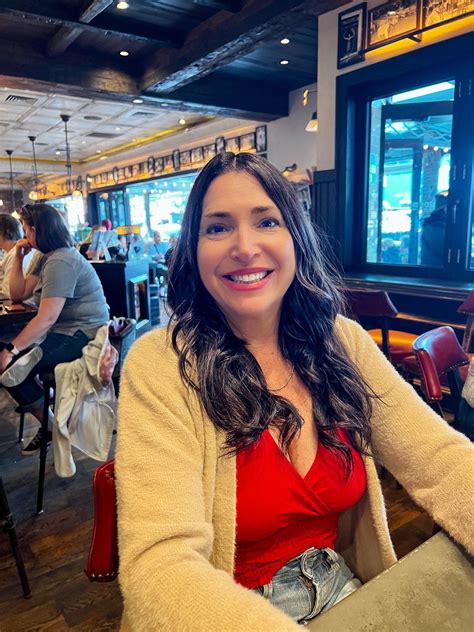 Brunette Gilf : r/sexyhair