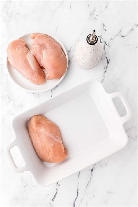 How Long to Bake Chicken Breasts at 425° {Super Juicy!} | Get On My Plate