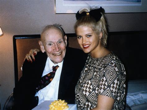 Anna Nicole Smith en Netflix: la conejita Playboy que se casó con un millonario de 89 años y ...