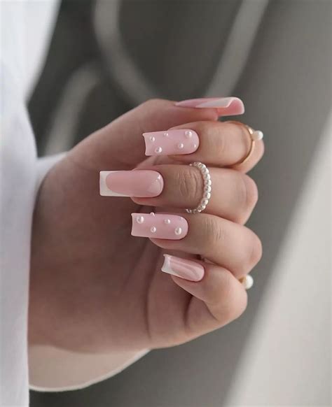 Home - Nail salon in St. Louis Park | T-luxe Nails | MN 55416