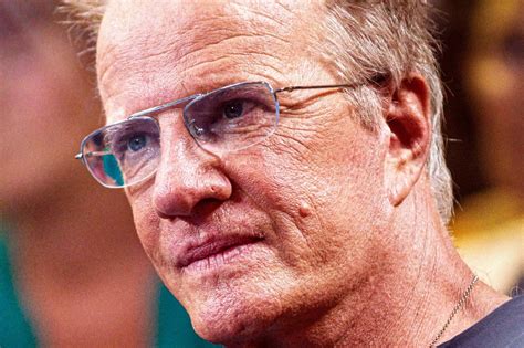 13 Astounding Facts About Jack Lambert - Facts.net