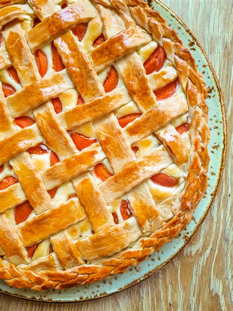 Рецепт абрикосового пирога с решеткой с фото пошагово на Вкусном Блоге