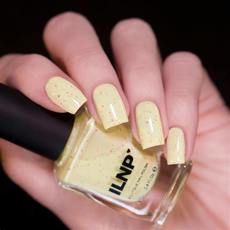 Lemon Color Nails