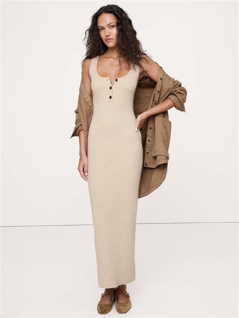 Merino-Cotton Henley Sweater Maxi Dress | Banana Republic