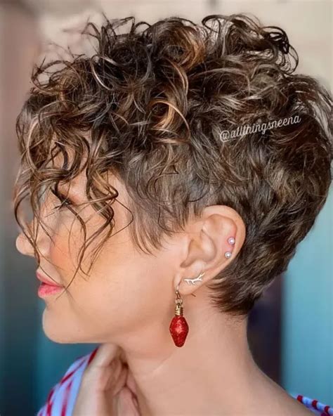 Best Short Haircuts For Fine Wavy Hair Short Hair Hairstyles For Women