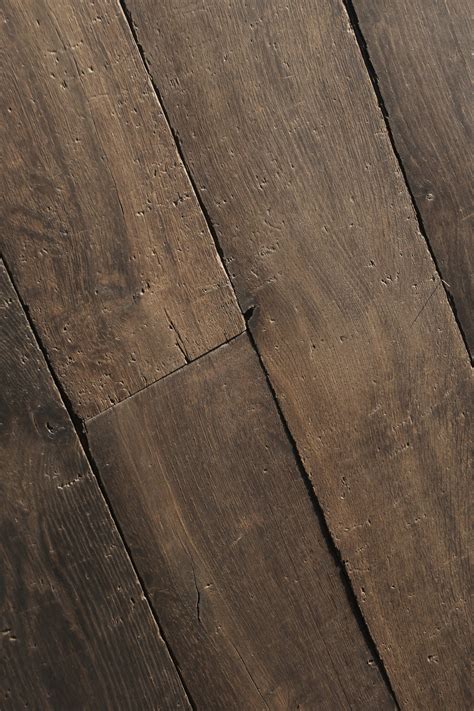 Stunning engineered French oak wood flooring "BLACK CHESTNUT"