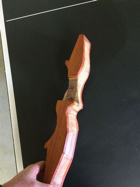 Как сделать разборный рекурсивный лук из лыж своими руками