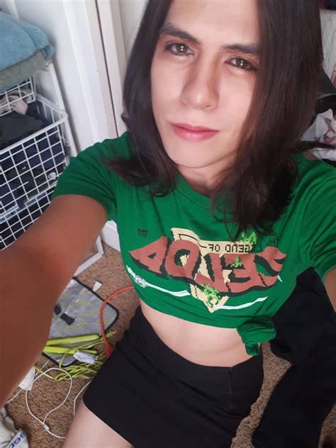 Getting on my knees for BBC | Scrolller