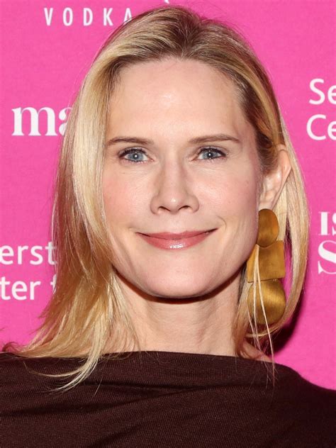 Stephanie March
