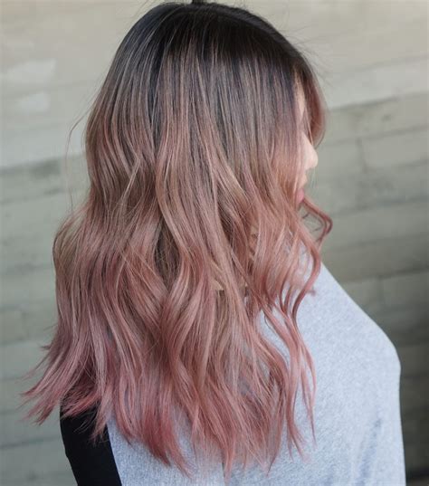 13 Dusty Rose Hair Color Looks Perfect for 2025 - CreativeBooster