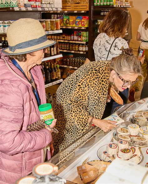 L.A. Grocery & Café