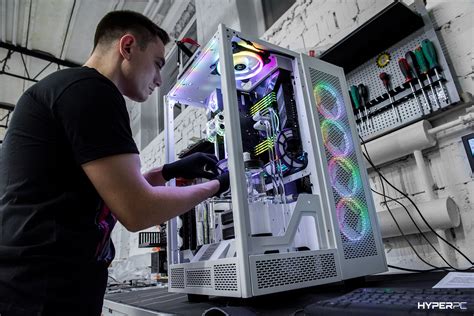 Сборка эксклюзивных систем - фотографии сборки ПК в HYPERPC