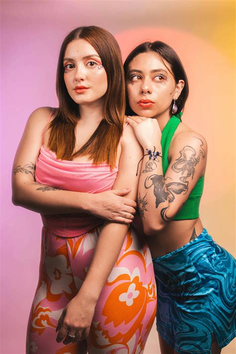 Women+Bending+Over+In+Thong+Bikini Photos, Download The BEST Free Women ...