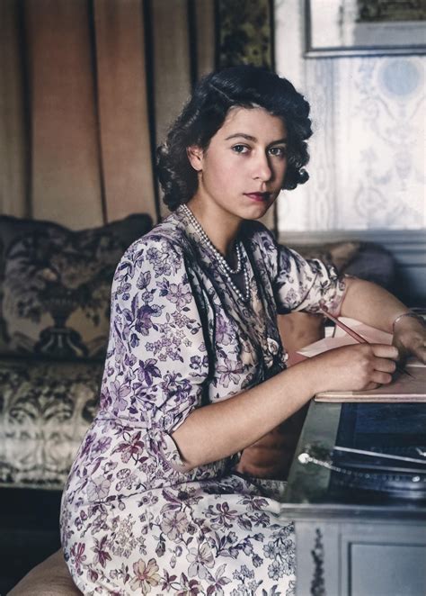 A colorized photo of Queen Elizabeth II, 18 years old, 1944. : r/interestingasfuck