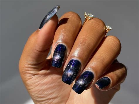 Magnetic nail polish online