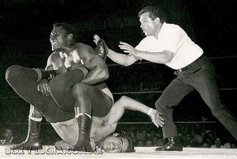 "El Gigante de Ébano" Dory Dixon Lucha Libre's First Black Superstar